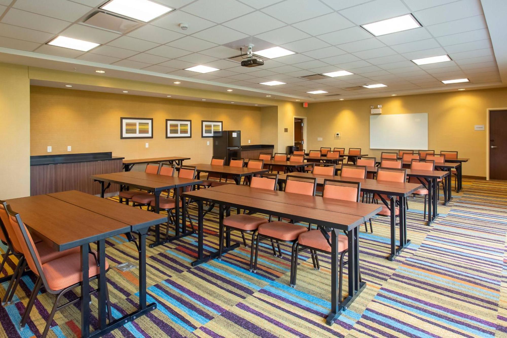 Fairfield Inn & Suites By Marriott Jamestown Extérieur photo